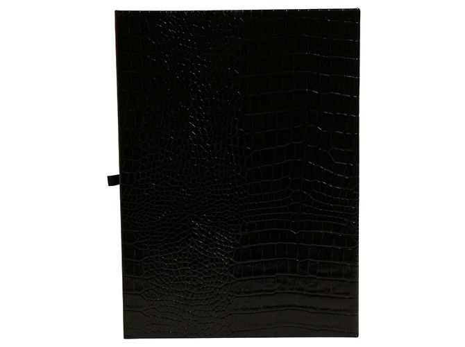 Dolce & Gabbana Custodia Catalogo Elegante in Pelle Nera con Placca Logo - vista 3