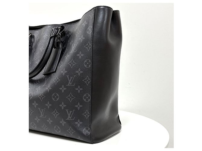 Louis Vuitton Eclipse Monogram Grand Sac Tote Bag - vue 10