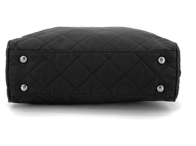 Prada Borsa a tracolla matelassé in nylon con catena - vista 6