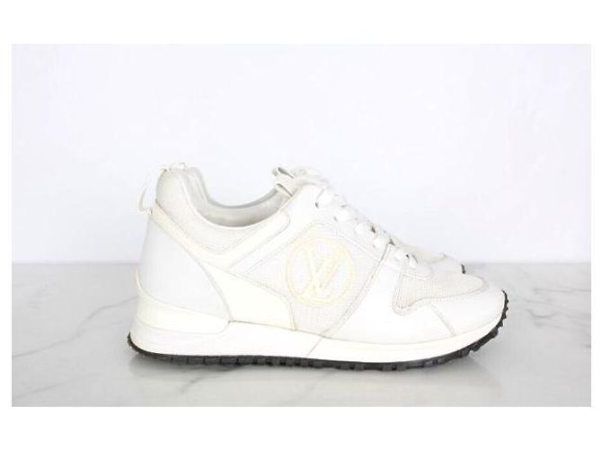 Louis Vuitton Sneakers Runaway All White - vista 4