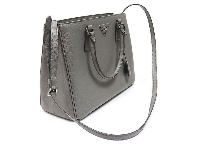 Prada Saffiano Lux Triangle Gray - Ansicht 3