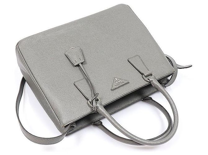 Prada Saffiano Lux Triangle Gray - Ansicht 4