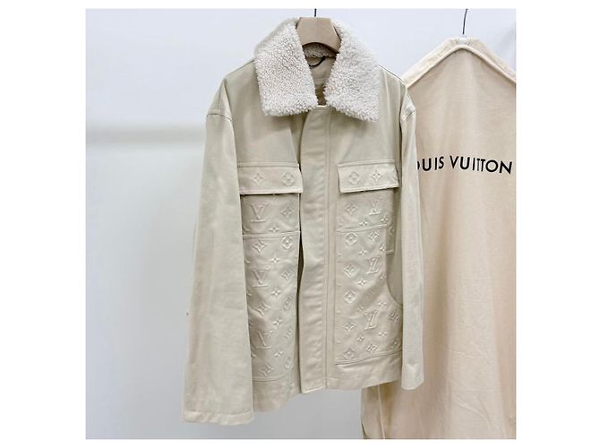 Louis Vuitton Workwear Shearling Jacke Monogram Ivory - Ansicht 2