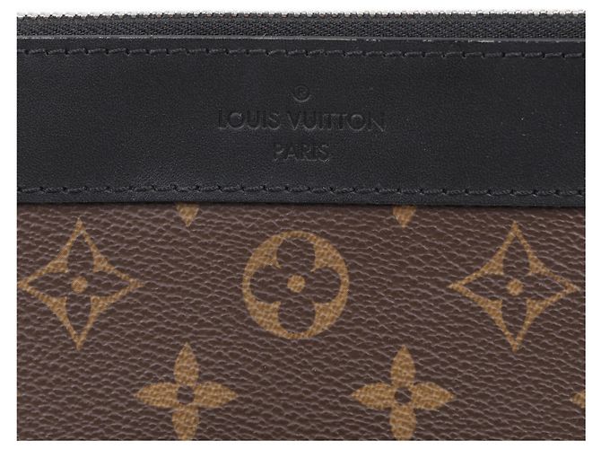Louis Vuitton Borsa a Pochette Discovery GM - vista 3