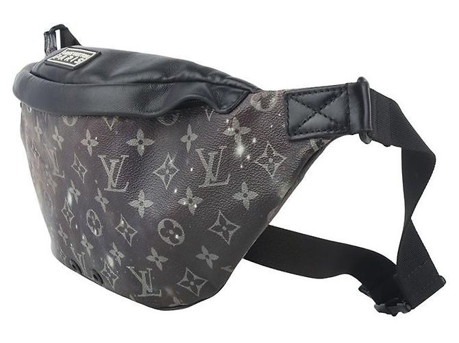 Louis Vuitton Sac banane Monogram Galaxy Discovery - vue 2