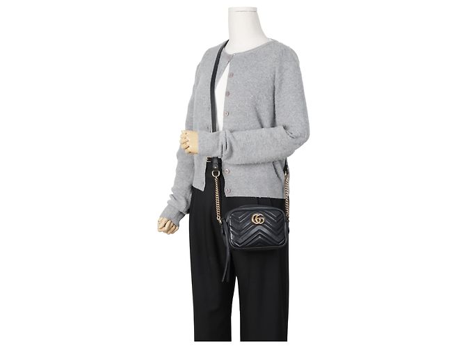 Gucci Mini borsa a tracolla GG Marmont matelassé nera - vista 23