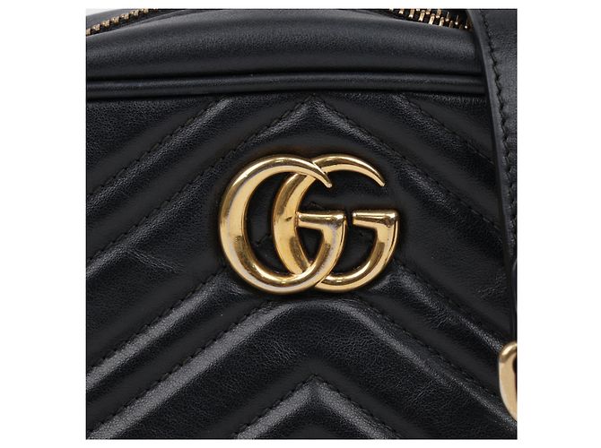 Gucci Mini borsa a tracolla GG Marmont matelassé nera - vista 3