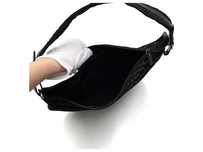 Gucci Borsa a tracolla hobo GG in camoscio nero da donna - vista 5