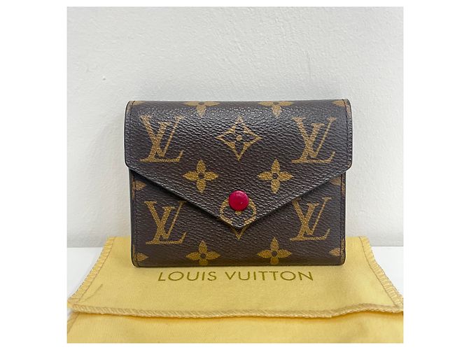 Louis Vuitton Cartera Monogram Victorine - vista 2