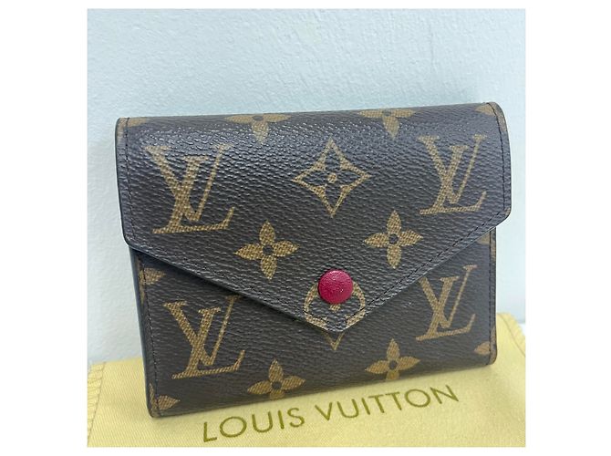 Louis Vuitton Cartera Monogram Victorine - vista 3