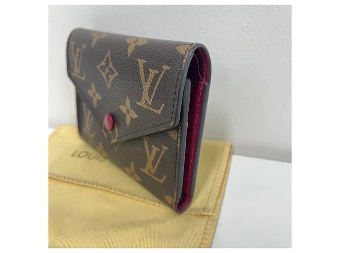 Louis Vuitton Cartera Monogram Victorine - vista 6