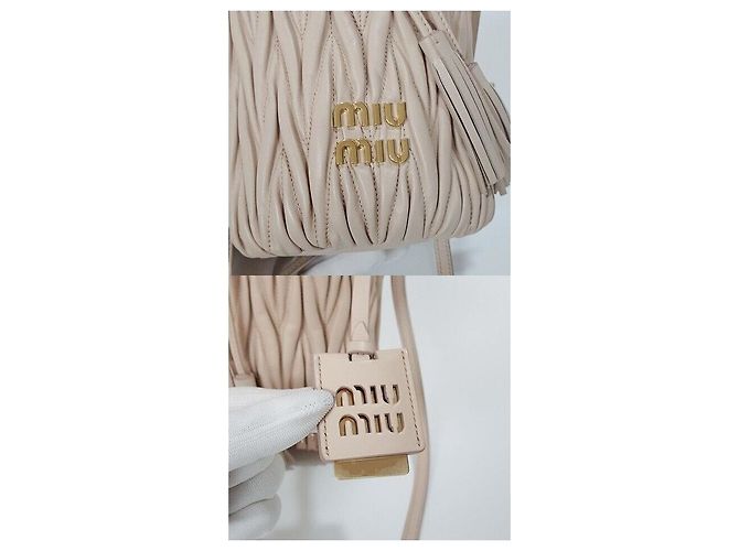 Miu Miu mala bucket acolchoada em pele Nappa - vista 3