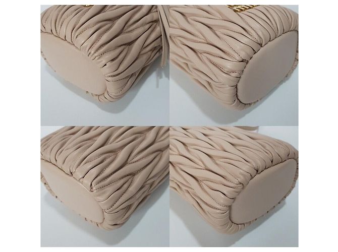 Miu Miu mala bucket acolchoada em pele Nappa - vista 8
