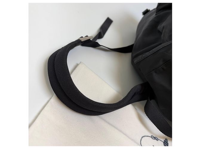 Prada Nylon One Buckle Rucksack Medium Black Unisex - Ansicht 12