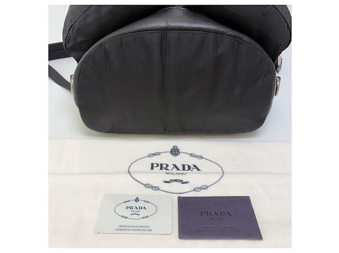 Prada Nylon One Buckle Rucksack Medium Black Unisex - Ansicht 13