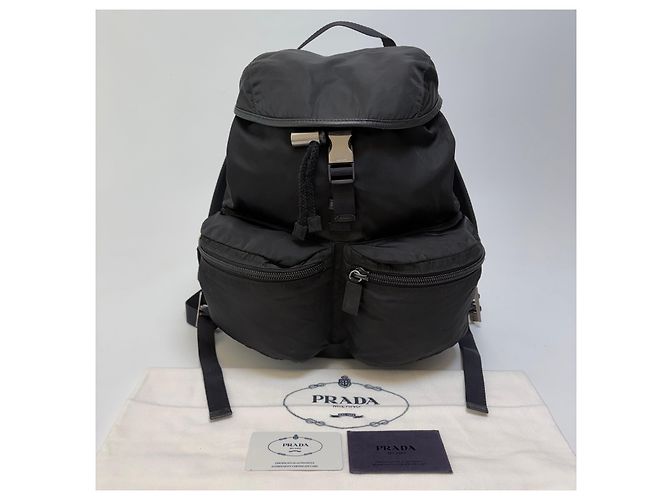 Prada Nylon One Buckle Rucksack Medium Black Unisex - Ansicht 2
