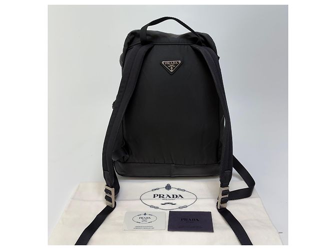 Prada Nylon One Buckle Rucksack Medium Black Unisex - Ansicht 7