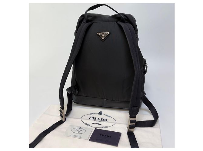Prada Nylon One Buckle Rucksack Medium Black Unisex - Ansicht 8