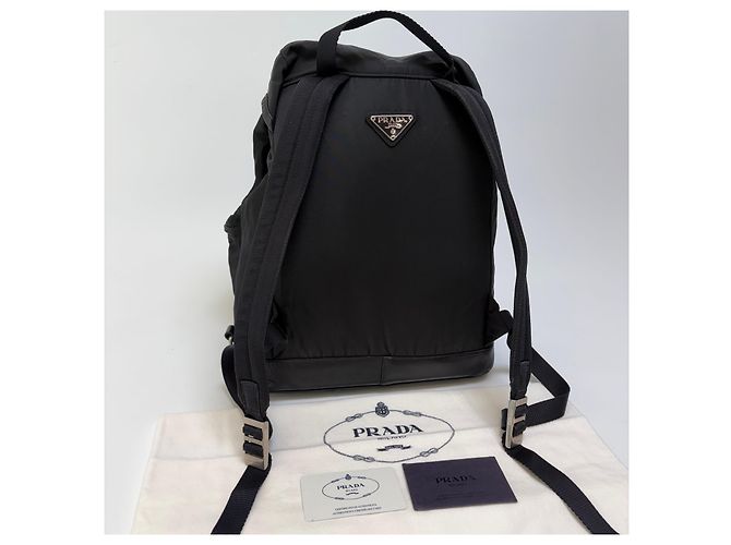 Prada Nylon One Buckle Rucksack Medium Black Unisex - Ansicht 9
