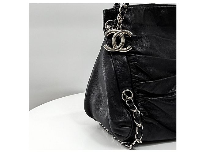 Chanel Schultertasche mit Kette Schwarz - Ansicht 11