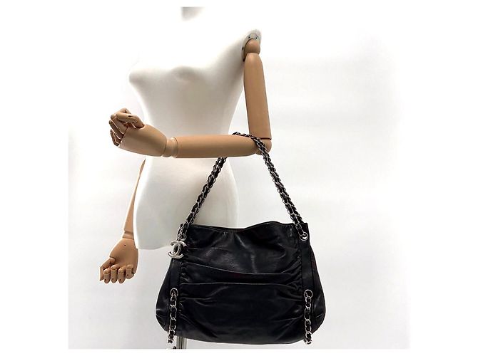 Chanel Schultertasche mit Kette Schwarz - Ansicht 3
