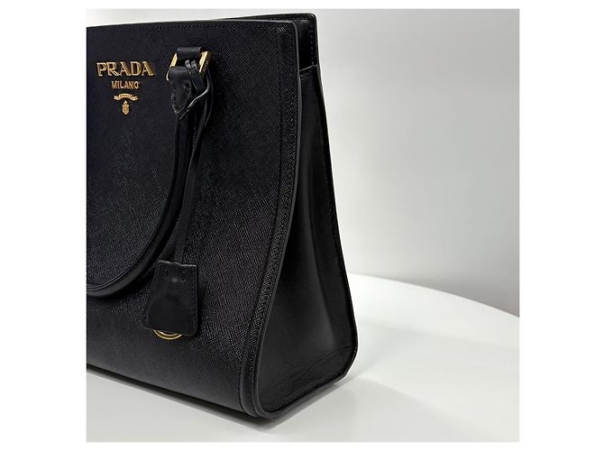 Prada Borsa Tote in pelle Saffiano Borsa a tracolla Nero - vista 10