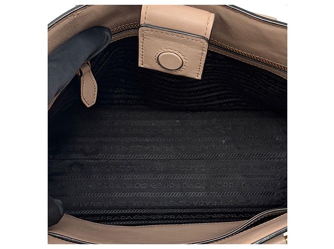 Prada Borsa Tote e borsa a tracolla in pelle Saffiano - vista 14