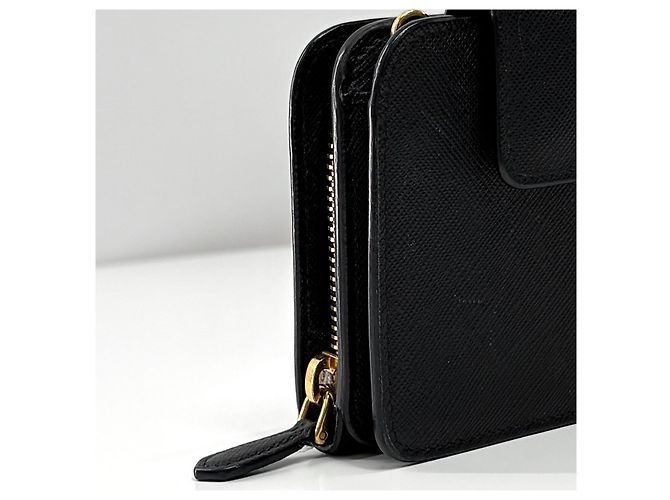 Prada Borsa a tracolla con catena in pelle Saffiano Nero - vista 13