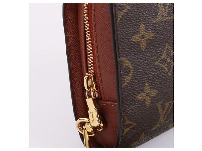 Louis Vuitton Pouch Monogram Orsay Strap Clutch - vista 5