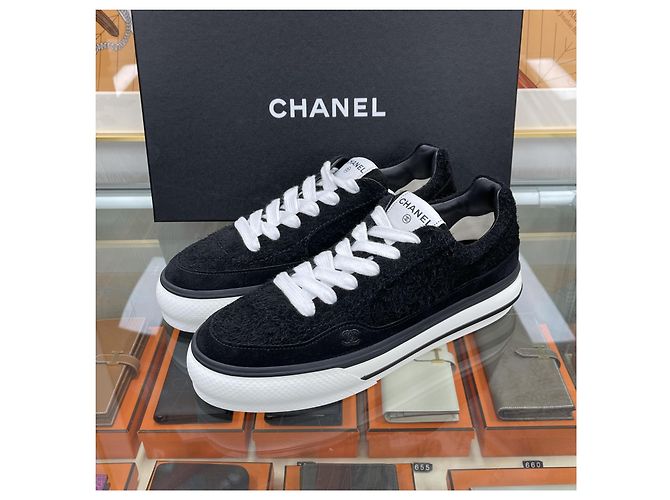 Chanel Sneakers in camoscio e velluto Nero - vista 3