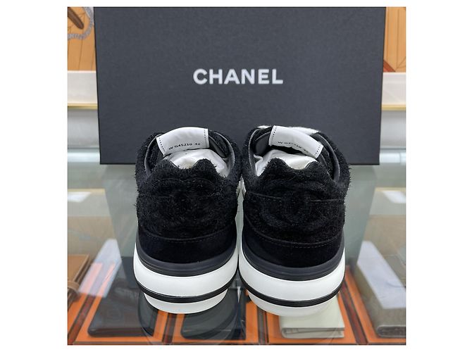 Chanel Sneakers in camoscio e velluto Nero - vista 6