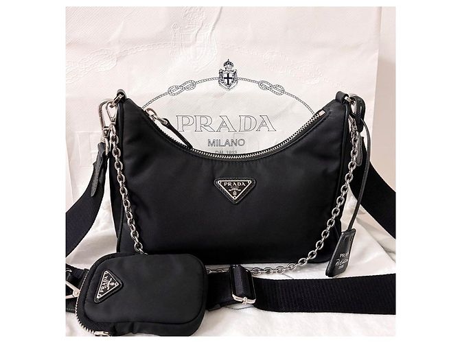 Prada Borsa Hobo Re-edition in Nylon Black - vista 2