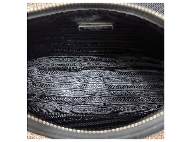 Prada Borsa Hobo Re-edition in Nylon Black - vista 6