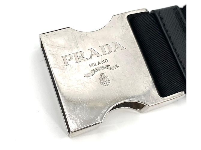 Prada Unisex Gürteltasche aus Re-Nylon mit Triangle-Logo - Ansicht 16
