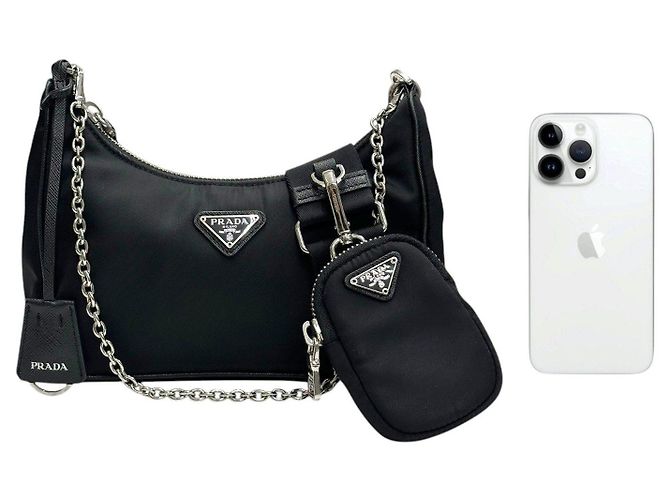 Prada Borsa Hobo in Nylon con Catena Nera a Tracolla - vista 3