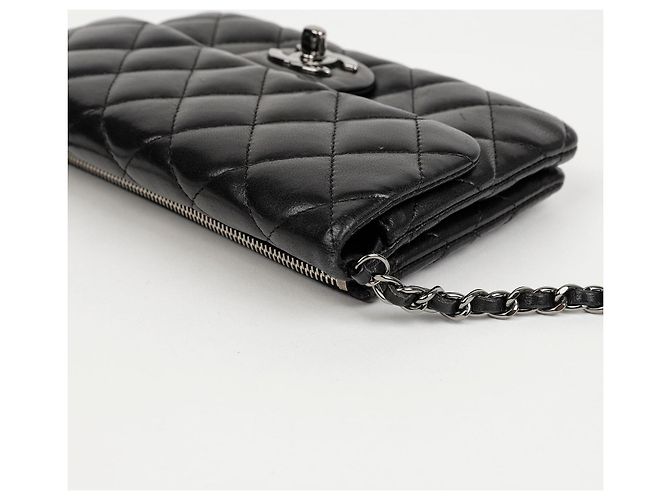 Chanel Borsa a tracolla con patta e logo CC - vista 11
