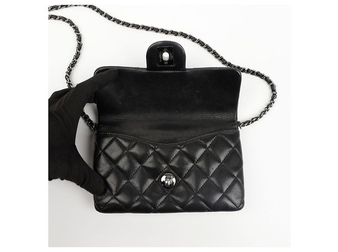 Chanel Borsa a tracolla con patta e logo CC - vista 12