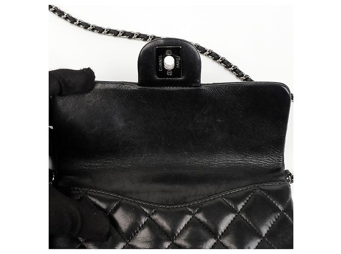 Chanel Borsa a tracolla con patta e logo CC - vista 13