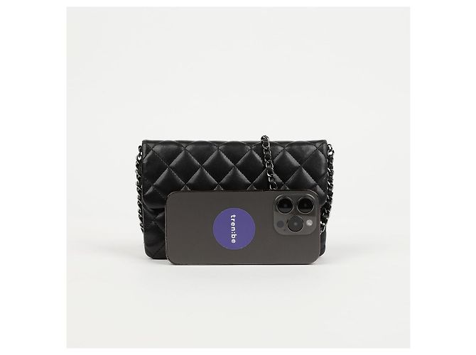 Chanel Borsa a tracolla con patta e logo CC - vista 17