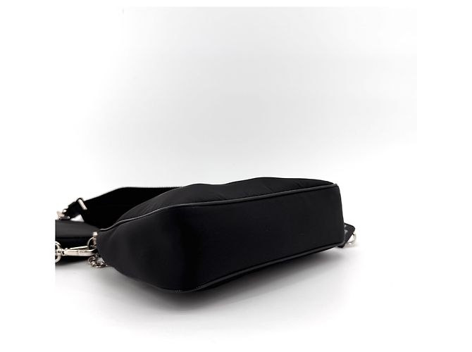 Prada Borsa a tracolla Re-Edition in nylon nera - vista 5