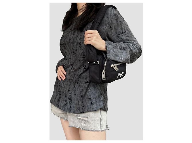Burberry Borsa a tracolla Camera Logo in nylon nera - vista 17
