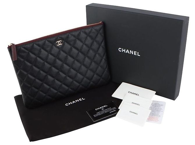 Chanel Pocket Clutch in Caviar con hardware dorato New Medium - vista 8