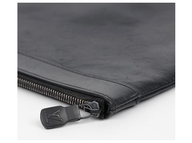 Louis Vuitton Pochette Clutch in pelle Monogram Shadow Nero - vista 11