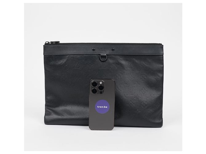 Louis Vuitton Pochette Clutch in pelle Monogram Shadow Nero - vista 16