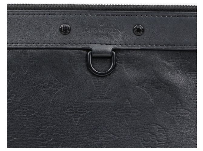 Louis Vuitton Pochette Clutch in pelle Monogram Shadow Nero - vista 2
