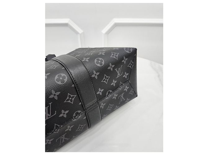 Louis Vuitton Borsa Tote Weekend Eclipse - vista 4