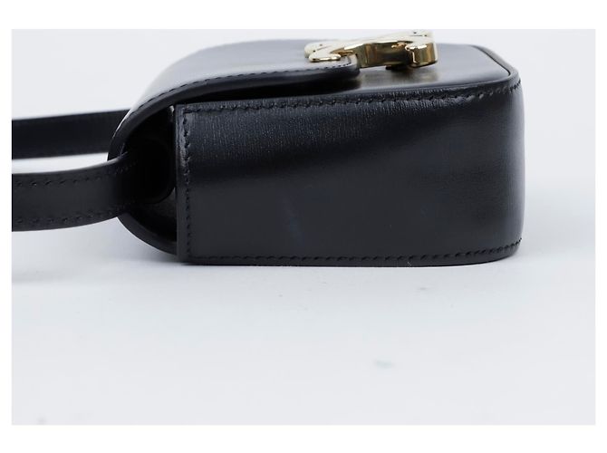 Céline Mini Cloud em couro de bezerro brilhante preto - vista 4