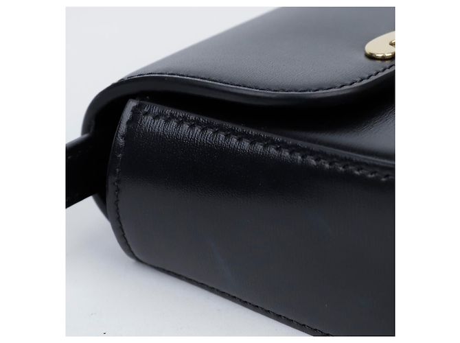 Céline Mini Cloud em couro de bezerro brilhante preto - vista 8
