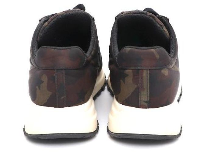 Prada Nylon-Sneaker mit Camo-Logo - Ansicht 4
