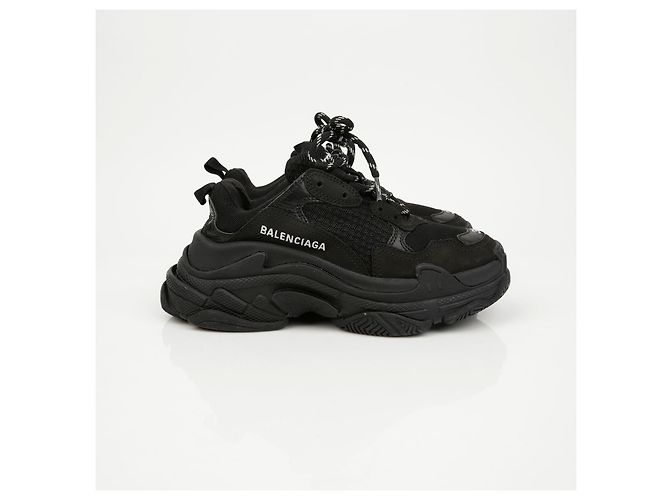 Balenciaga Triple Sneakers All Black - vista 3
